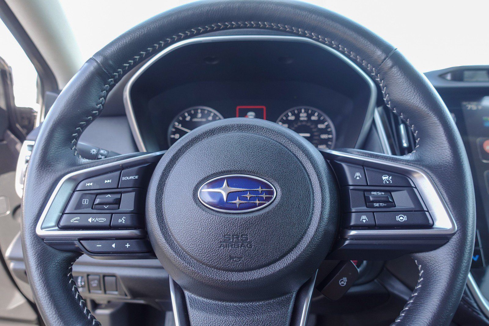 Certified 2025 Subaru Outback Limited AWD/4WD image 14