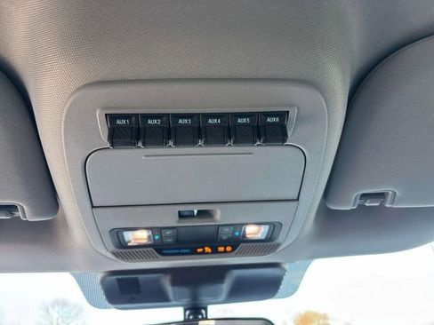 Used 2023 Ford F250 XL image 38