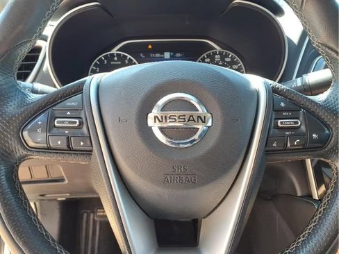 Used 2022 Nissan Maxima SV w/ Floor Mat Group FWD image 14
