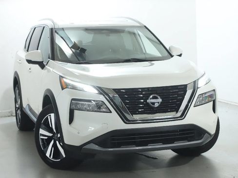 Certified 2023 Nissan Rogue SL AWD/4WD image 2