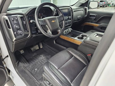 Used 2018 Chevrolet Silverado 1500 LTZ w/ Sport Package image 31