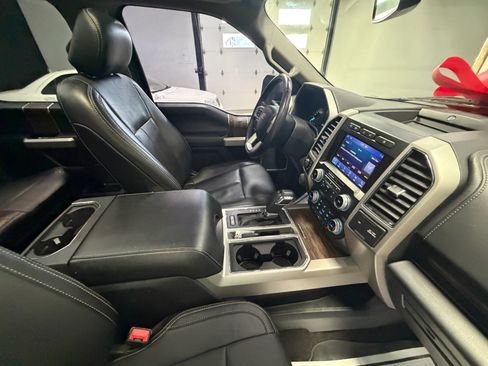 Used 2019 Ford F150 Lariat w/ Equipment Group 502A Luxury AWD/4WD image 43