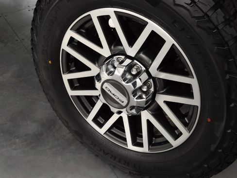 Used 2017 Ford F350 Lariat w/ Lariat Ultimate Package image 10