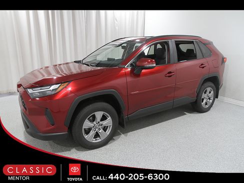 Certified 2024 Toyota RAV4 XLE w/ Convenience Package AWD/4WD image 3