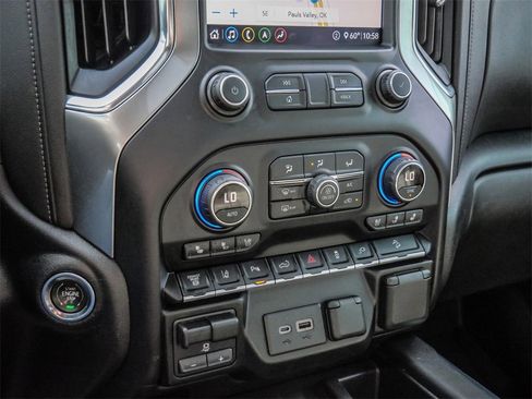 Used 2020 Chevrolet Silverado 2500 LTZ w/ LTZ Premium Package image 34