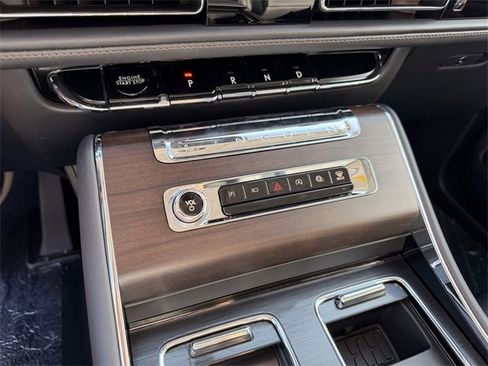 New 2025 Lincoln Aviator Reserve w/ Equipment Group 201A image 33