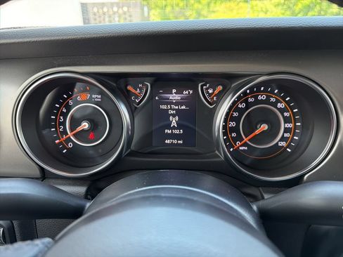 Used 2022 Jeep Wrangler Unlimited Sport AWD/4WD image 47