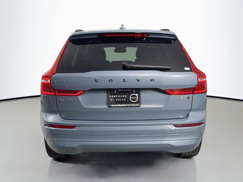 Certified 2023 Volvo XC60 B5 Core w/ Climate Package image 7