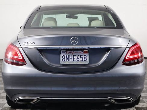 Used 2020 Mercedes-Benz C 300 Sedan image 5
