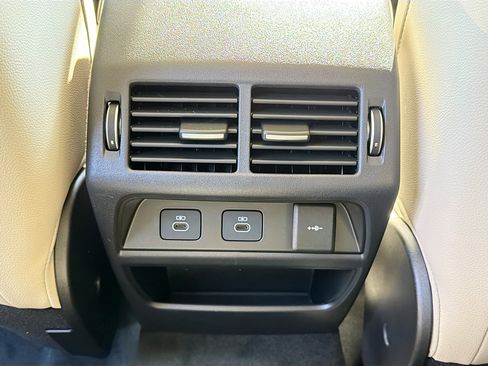 New 2025 Land Rover Discovery Sport S image 20