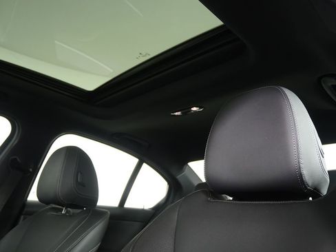 Used 2025 BMW 330i Sedan image 11