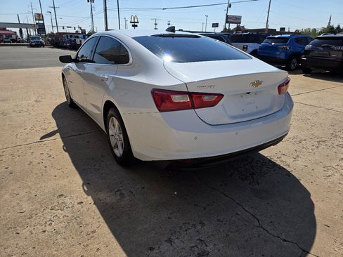 Used 2023 Chevrolet Malibu LS w/ Driver Confidence Package FWD image 6