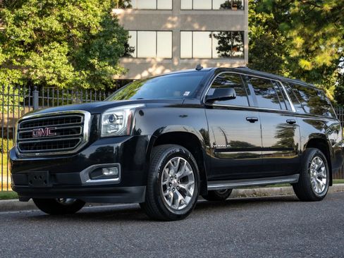 Used 2015 GMC Yukon XL SLT w/ Open Road Package RWD image 1