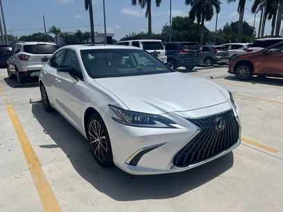 Used 2024 Lexus ES 350 w/ Premium Package