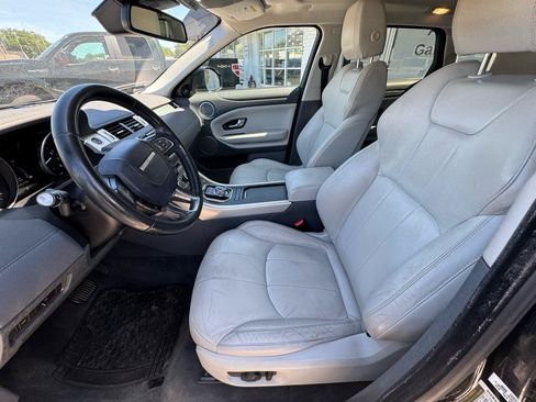 Used 2016 Land Rover Range Rover Evoque SE AWD/4WD image 15