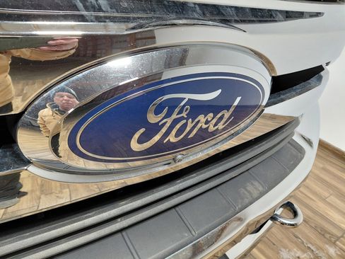 Used 2019 Ford F350 XLT w/ XLT Premium Package image 10