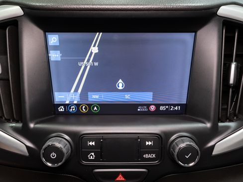 Used 2019 GMC Terrain SLT w/ Preferred Package FWD image 18