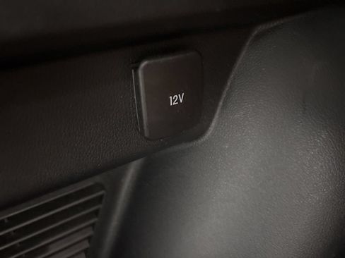 Used 2022 Ford Escape Titanium AWD/4WD image 29