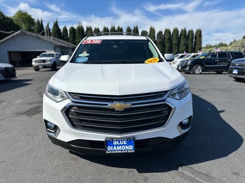 Used 2020 Chevrolet Traverse LT FWD image 2