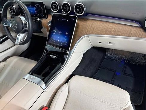 Used 2024 Mercedes-Benz C 300 Sedan image 28