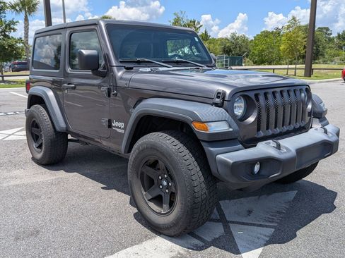 Used 2020 Jeep Wrangler Sport AWD/4WD image 7