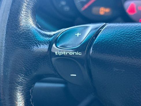 Used 2002 Porsche 911 Carrera 4 image 31