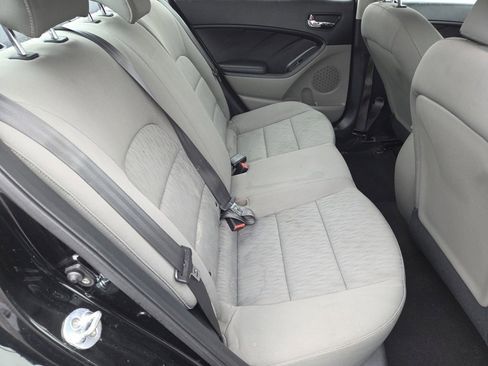 Used 2016 Kia Forte LX image 6