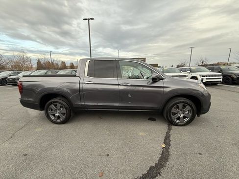 Used 2020 Honda Ridgeline RTL-E image 2