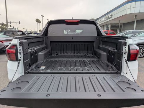 Used 2025 Hyundai Santa Cruz SEL FWD image 30
