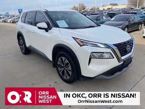 Used 2023 Nissan Rogue SV image 7