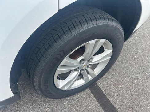 Used 2016 Chevrolet Equinox LT w/ Convenience Package AWD/4WD image 7