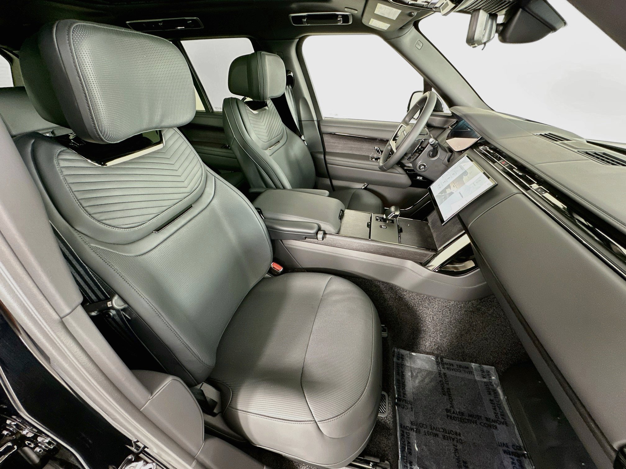 New 2026 Land Rover Range Rover SV AWD/4WD image 26