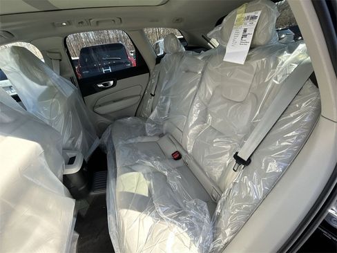 New 2025 Volvo XC60 T8 Plus w/ Climate Package image 13