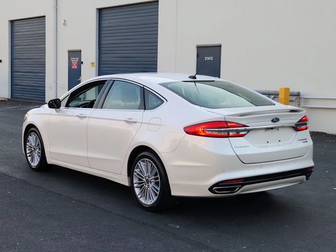 Used 2018 Ford Fusion Titanium AWD/4WD image 3