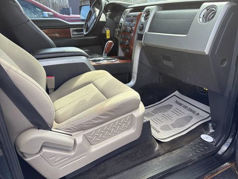 Used 2010 Ford F150 Lariat image 8