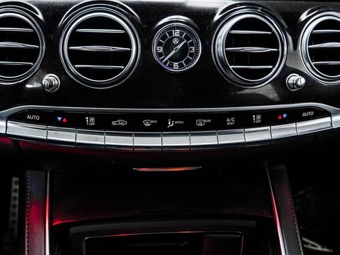 Used 2020 Mercedes-Benz S 560 S 560 image 22