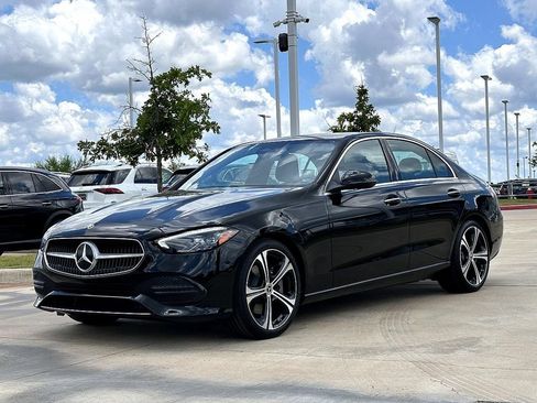 Used 2025 Mercedes-Benz C 300 Sedan image 4