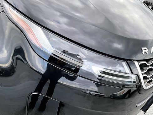 Used 2020 Land Rover Range Rover Evoque SE image 30