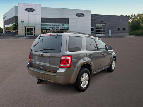 Used 2012 Ford Escape XLT AWD/4WD image 9