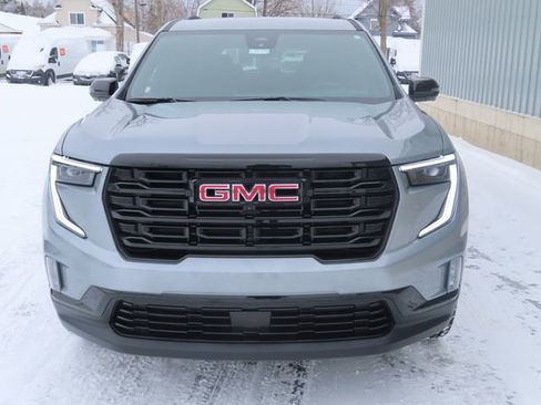 Used 2024 GMC Acadia Elevation w/ Black Edition image 11
