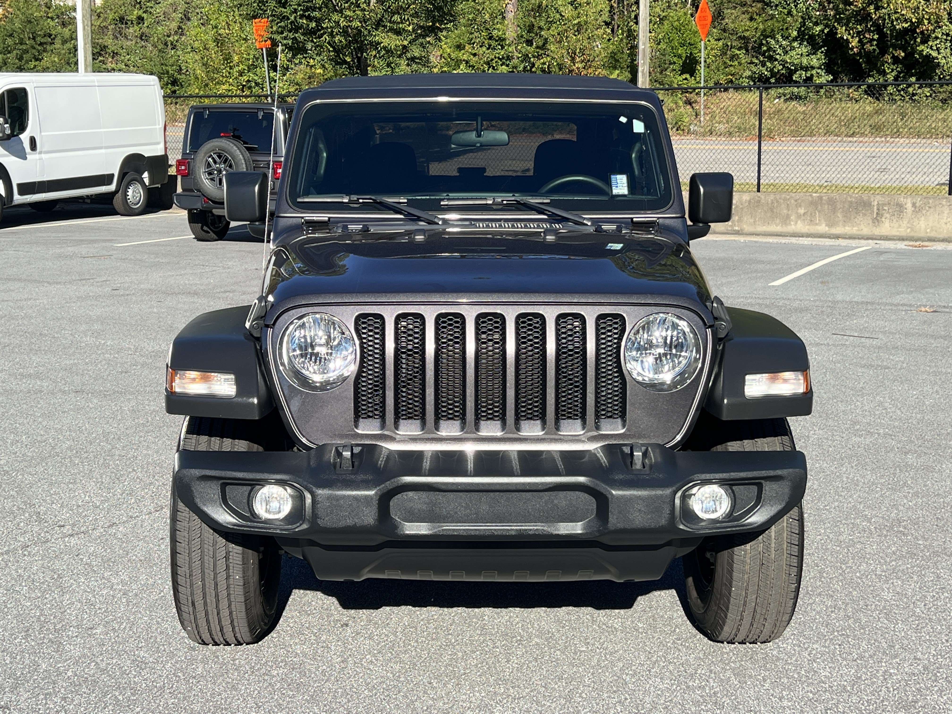 Used 2022 Jeep Wrangler Sport AWD/4WD image 2