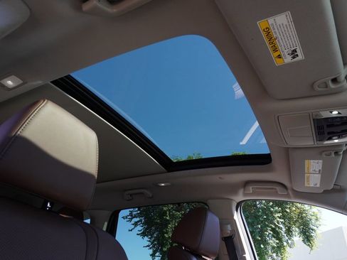 Used 2024 Acura MDX FWD w/ Technology Package image 14