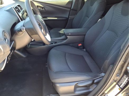 Used 2018 Toyota Prius Two w/ Prius Two Safety Plus Package FWD image 14