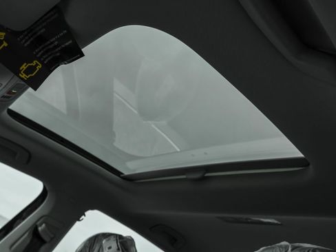 New 2026 Volkswagen Jetta SE image 9