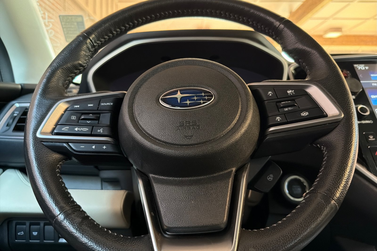 Used 2023 Subaru Ascent Limited AWD/4WD image 32