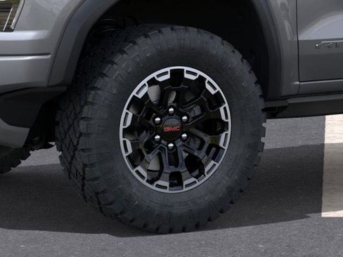 New 2026 GMC Canyon AT4 w/ Technology Plus Package image 9