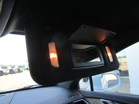 Used 2019 Cadillac XT5 Luxury image 43