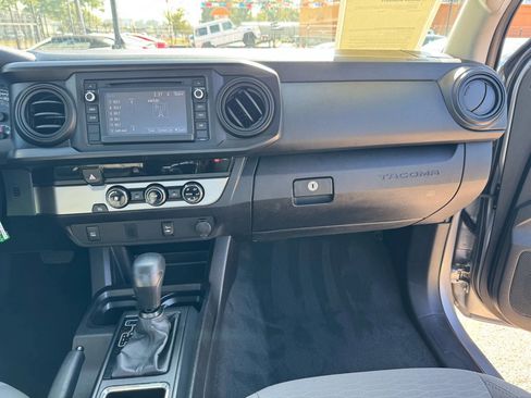 Used 2016 Toyota Tacoma 2WD Access Cab image 27