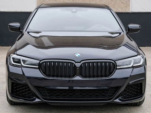 Used 2023 BMW M550i xDrive w/ Executive Package AWD/4WD image 7