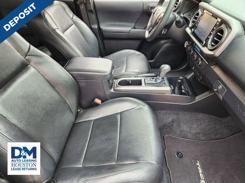 Used 2023 Toyota Tacoma TRD Off-Road image 20